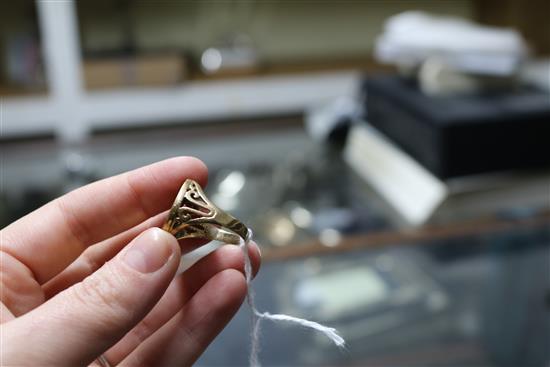 A 1896 1/10 gold krugerrand in 9ct gold ring setting, size S.